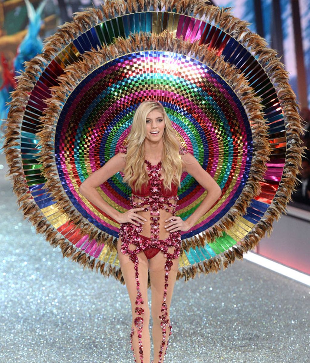 Lo que necesitas saber sobre el desfile de Los Ángeles de Victoria's Secret, foto a foto