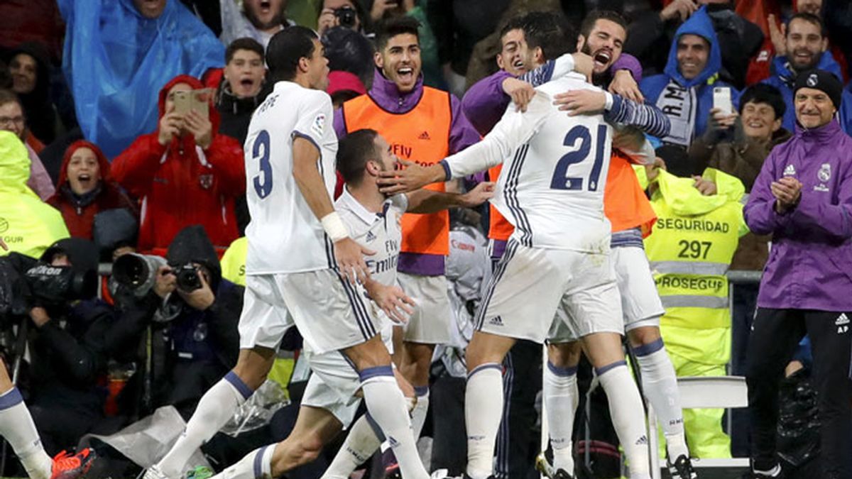 Morata salva el liderato y otro discreto día en el Bernabéu Real Madrid