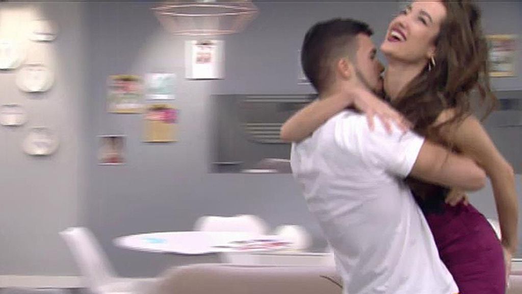 Una lluvia de besos y pasión