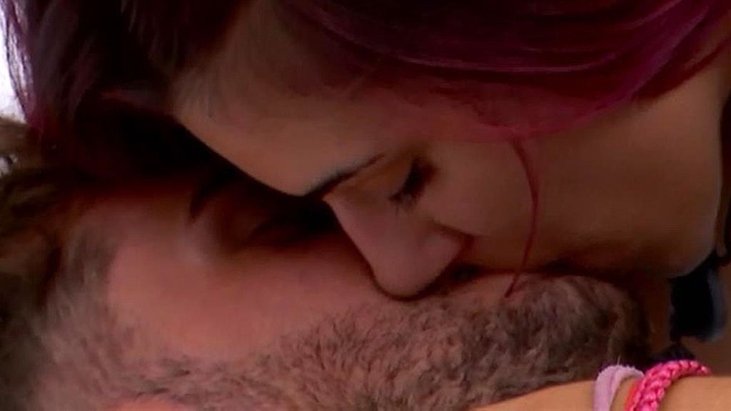 Bea y Rodri viven su amor como Chenoa y Bisbal: ¡Escondidos!