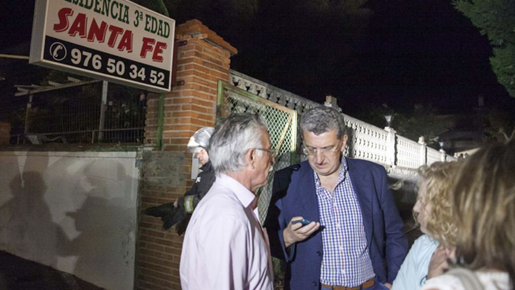 Ocho muertos y doce heridos en un incendio en una residencia de ancianos en Zaragoza