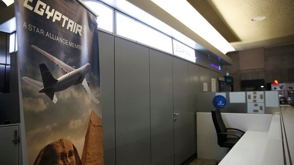 En la aeronave viajaban 56 pasajeros y diez miembros de la tripulación