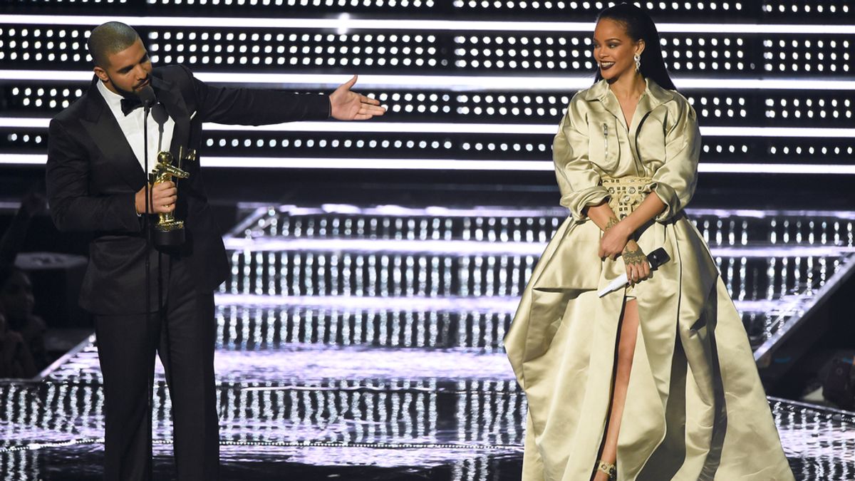 Drake y Rihanna en los MTV Video Awards 2016