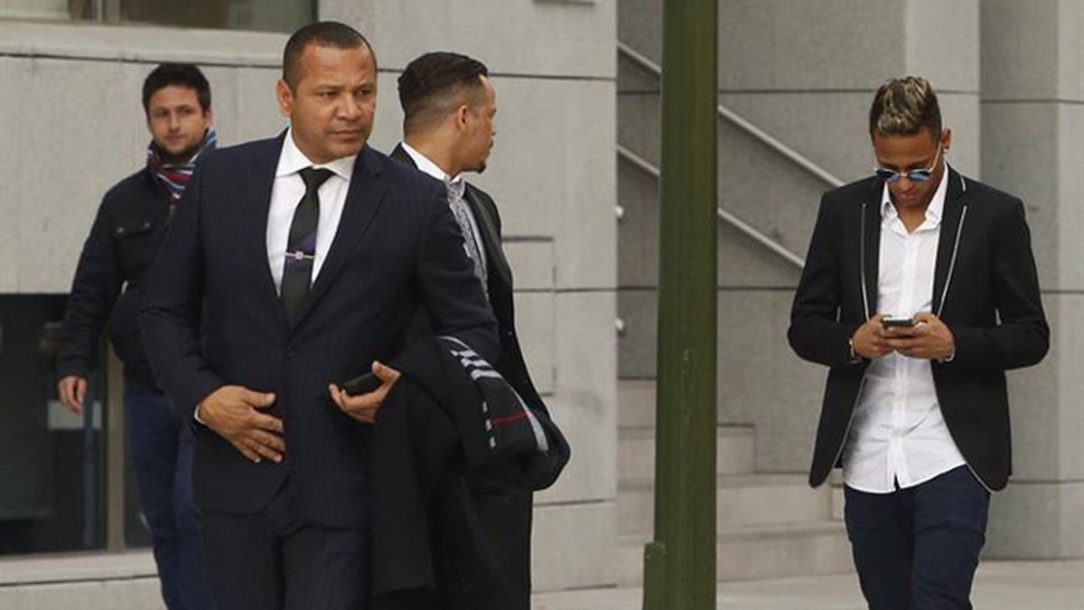 Neymar y su padre llegan a la Audiencia Nacional