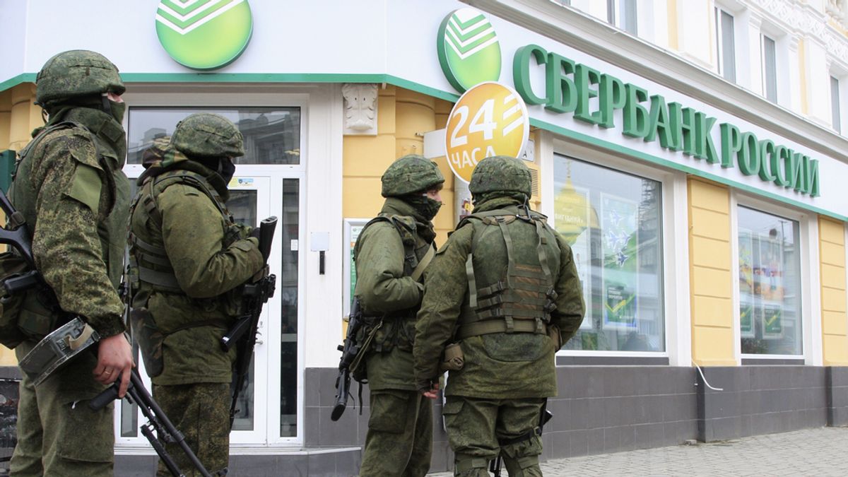El Kremlin denuncia que Kiev ordenó un asalto contra el Ministerio del Interior crimeo