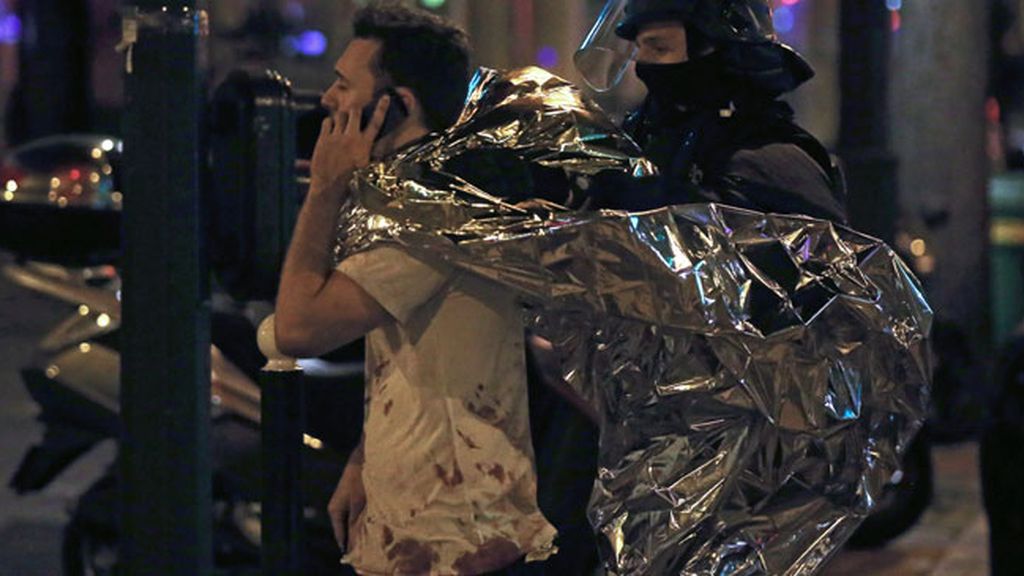 Terror en París por varios ataques simultáneos