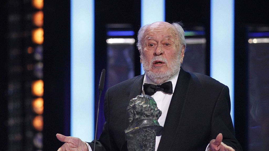 Jaime de Armiñán pronuncia unas palabras tras recibir el Goya de Honor