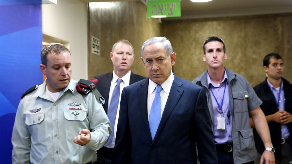 Netanyahu llega a su reunión semanal