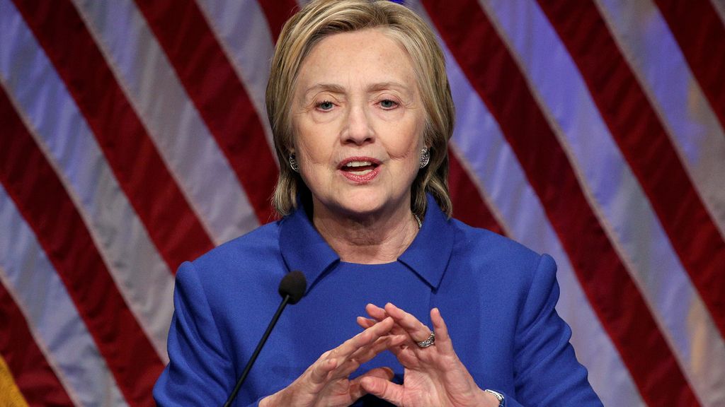 Hillary Clinton reaparece tras perder la presidencia Hillary Clinton reaparece tras perder la presidencia