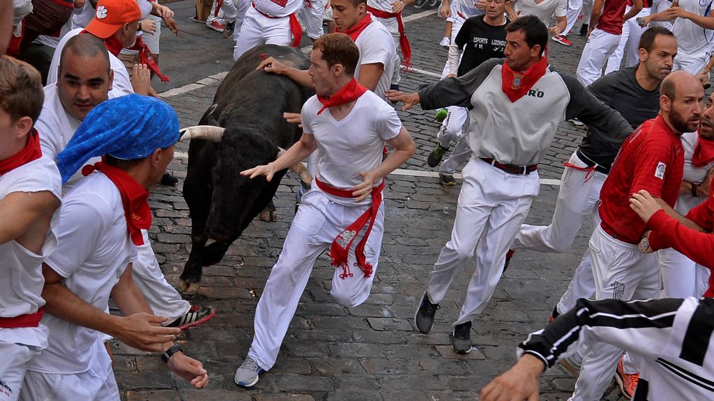 Pánico en el segundo día de encierros en Sanfermines