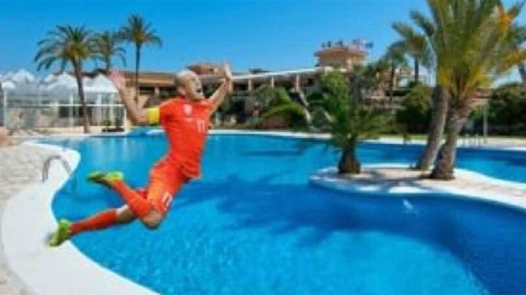 Los 'clavados' de Robben en forma de meme