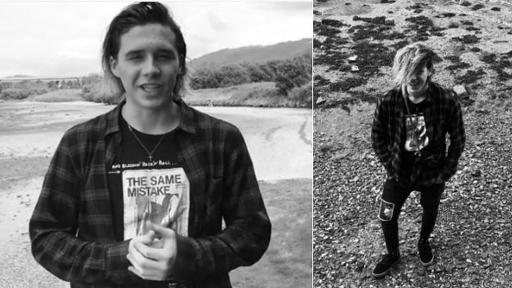 Él ha aprovechado para sacarse fotos en paisajes gallegos