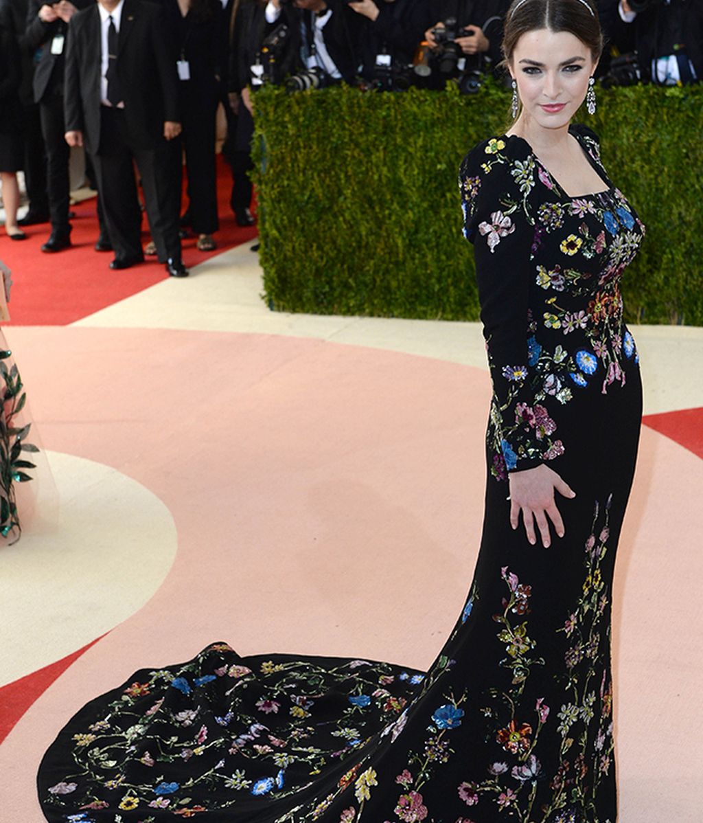 Bee Shaffer, hija de Anna Wintour, vestida de McQueen