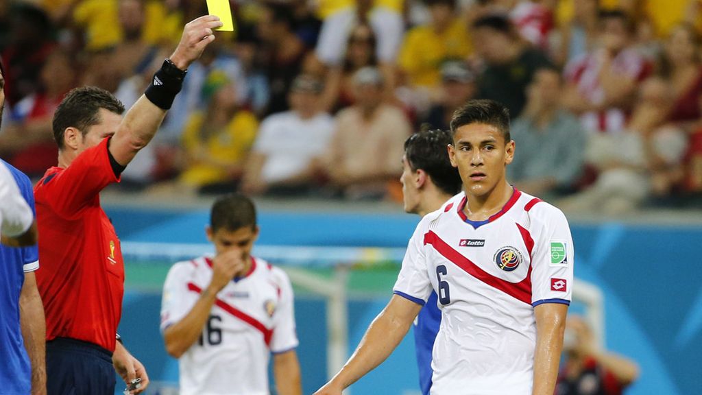 Duarte vio su primera amarilla justo antes del descanso