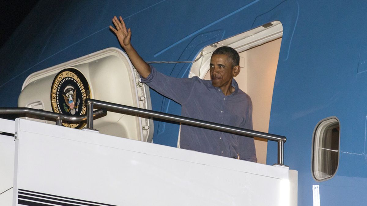 Obama regresa a Washington