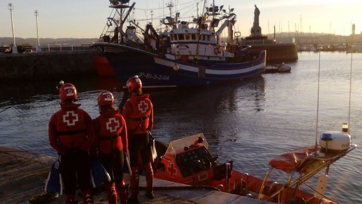 Aparece flotando en aguas del Puerto de Santurtzi (Vizcaya) el cadáver de un hombre