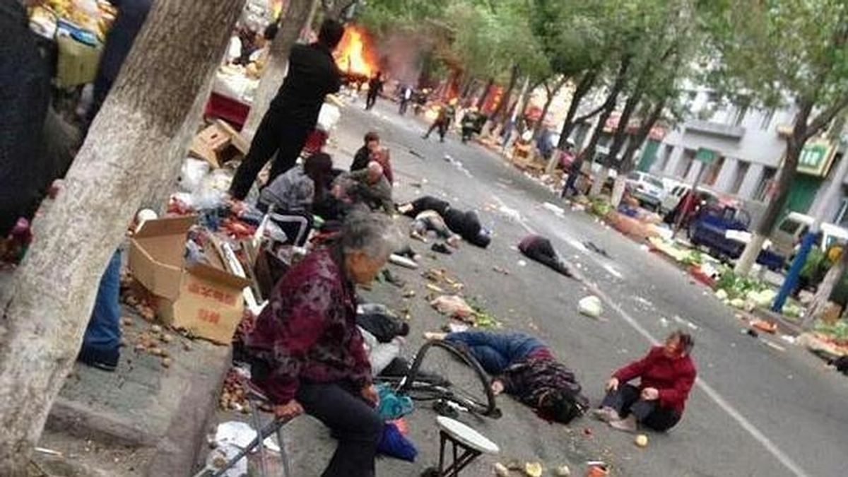 Varias explosiones en un mercadillo en China dejan más de 30 muertos