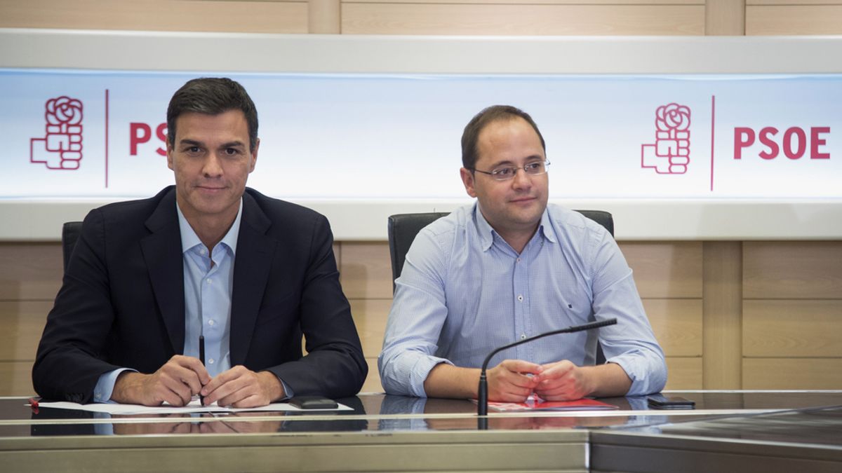 Pedro Sánchez analiza con la ejecutiva del PSOE los resultados del 25S