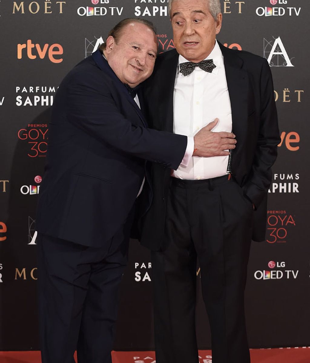 Fernando Esteso y Andrés Pajares, muy divertidos en la alfombra