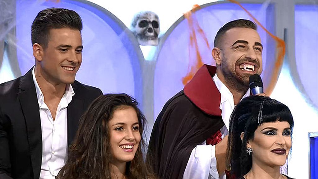 Vampiresas sexis, cazavampiros aterradores, la enfermera muerte....