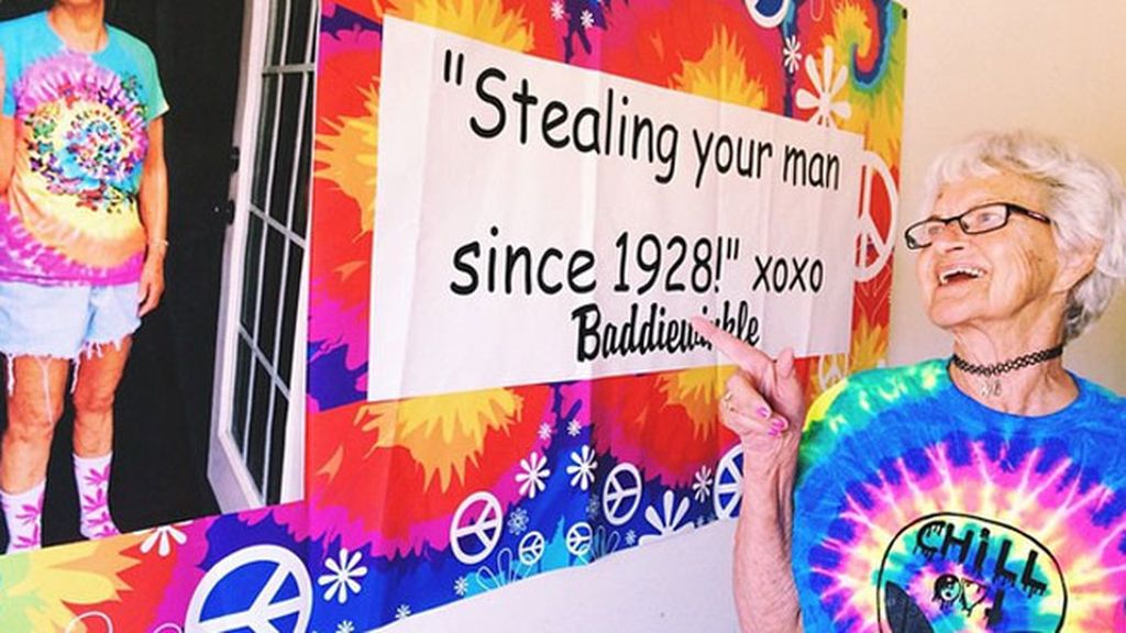 Color y alegría: Baddie Winkle, la abuela internetera que enamora con sus 'looks'
