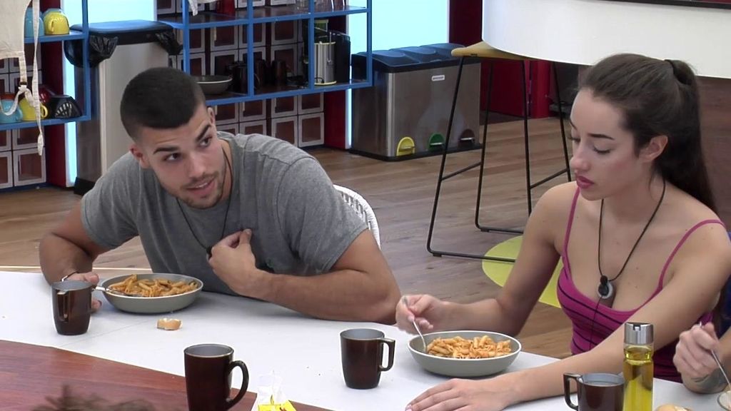 Pol y Adara pelean con Pol nominado