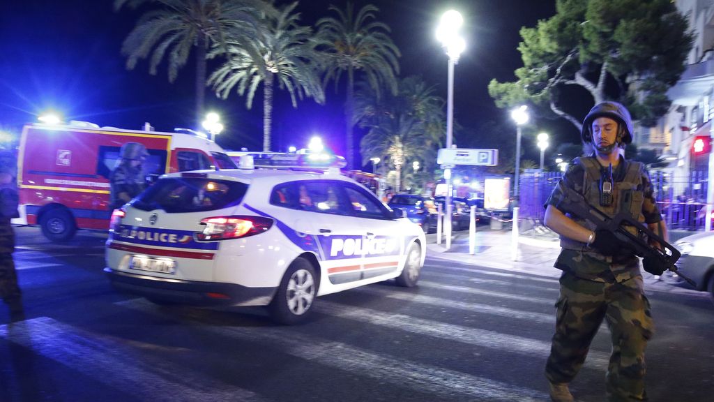 El atentado de Niza, en imágenes