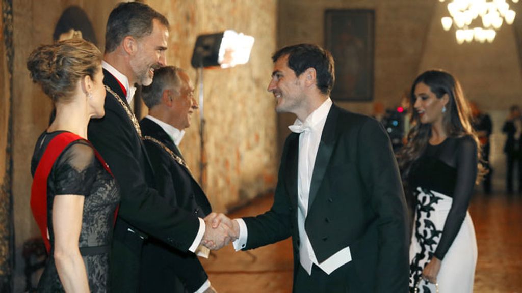 La cena de gala, de 150 invitados, se celebró en el Palacio de Braganza