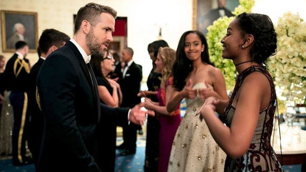 Las hijas de Obama reaccionaron al vera a Ryan Reynols como tú lo harías