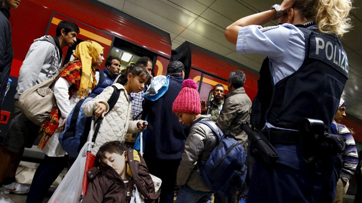 Unos 8.000 inmigrantes cruzan la frontera de Austria con Alemania en las últimas horas