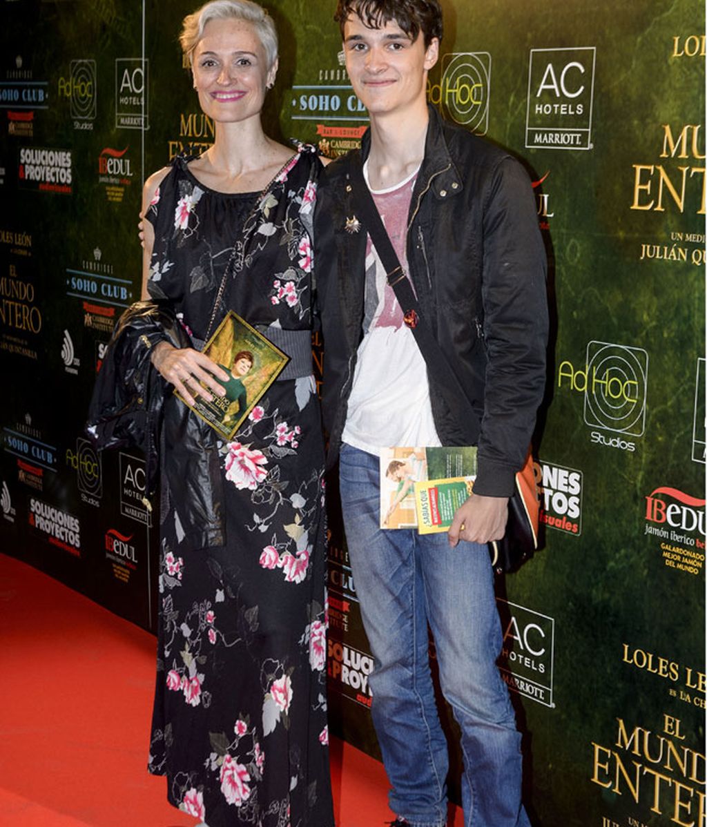 Laura Pamplona, junto a su hijo, el también actor Saúl Barceló