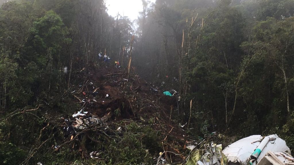 Las imágenes de la tragedia aérea del equipo brasileño del Chapecoense