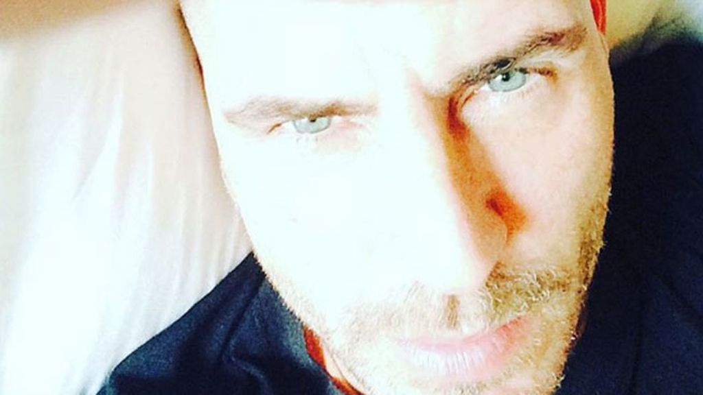 Diseñador, argentino y viajero: Sebastián Ferraro, el nuevo amor de Pelayo