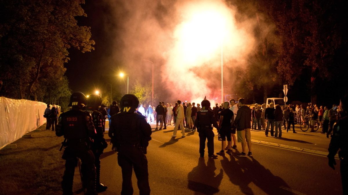 Disturbios en una protesta anti-inmigración dejan varios heridos en la ciudad alemana de Heidenau