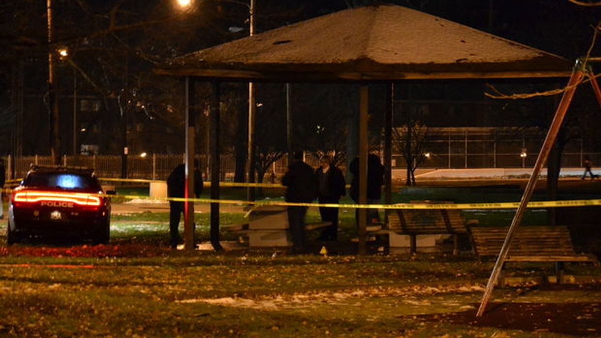 Muere un niño de 12 años que llevaba una pistola de juguete tiroteado por dos policías