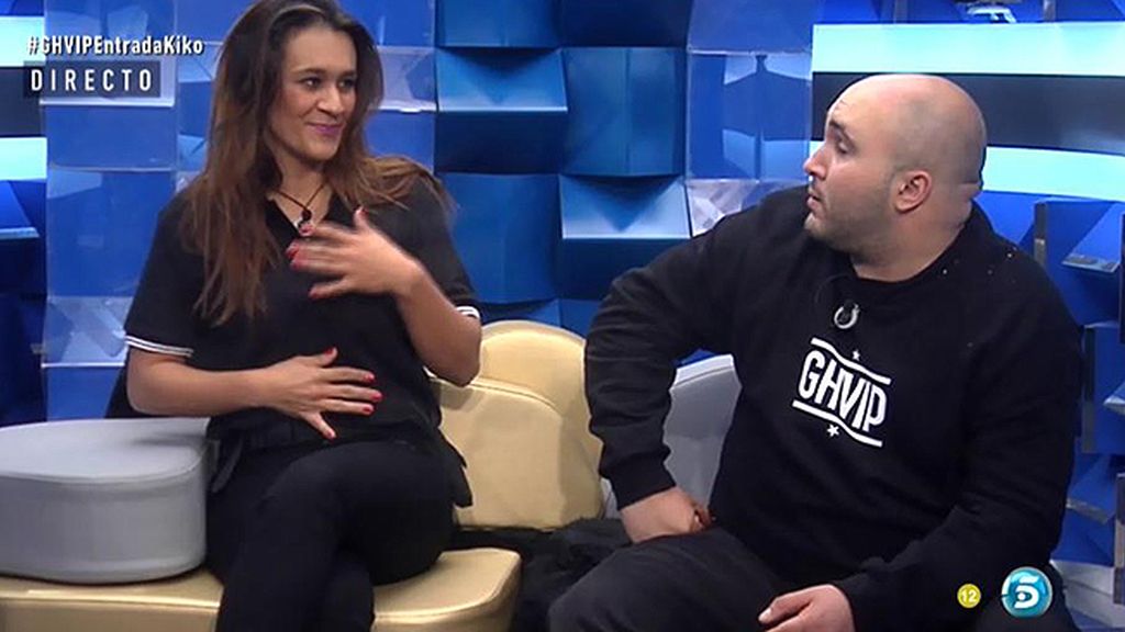 Kiko rompe el hielo y le da dos besos