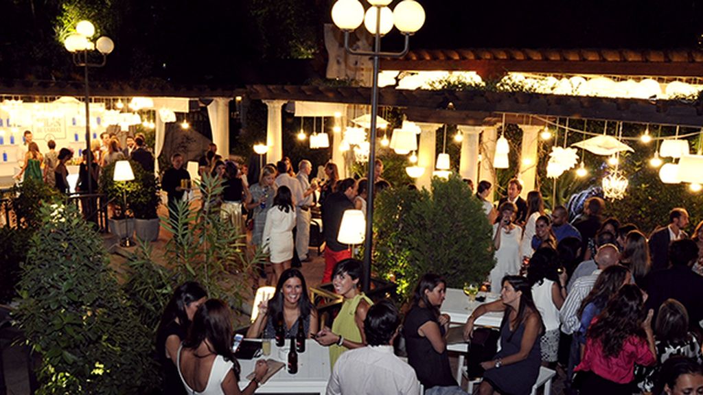 El jardín de Miguel Ángel estaba lleno de gente con ganas de fiesta tras un largo verano