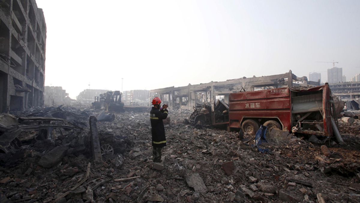 Aumentan los muertos tras las explosiones en Tianjin, en China