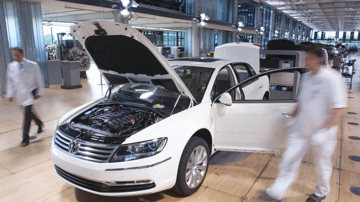 Condenan por primera vez a Volkswagen a indemnizar a un afectado por el caso del diésel
