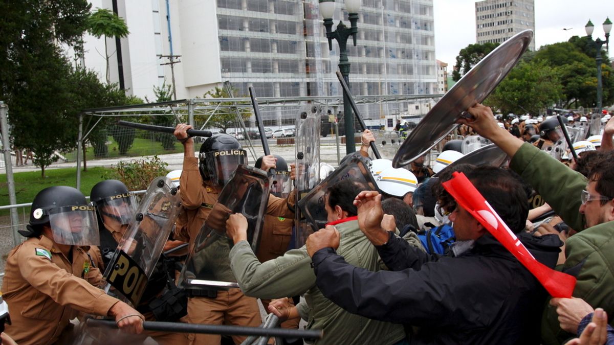 Al menos 170 heridos en una manifestación de profesores en Curitiba