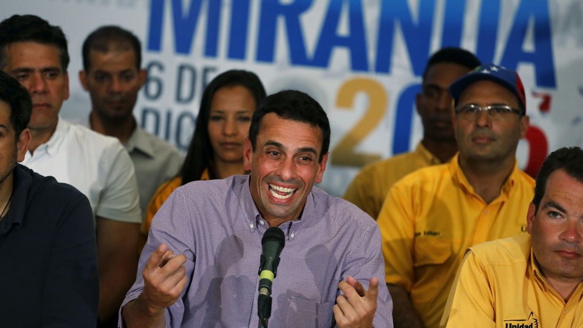 Henrique Capriles en rueda de prensa