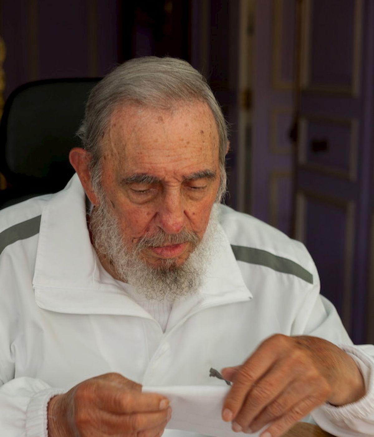 Fidel y Raúl Castro votan en las elecciones a la Asamblea Municipal del Poder Popular