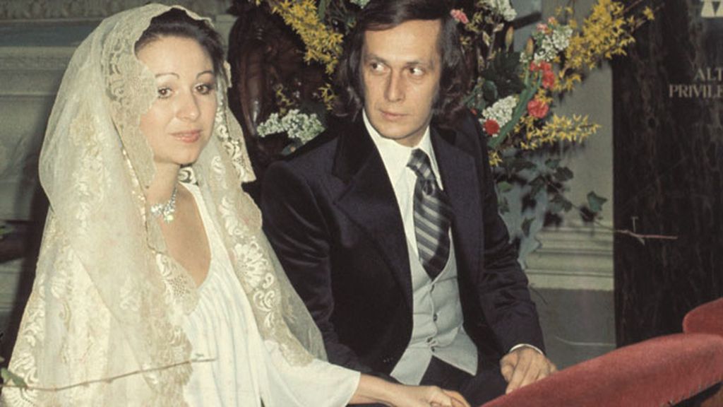 En su boda con Casilda Varela