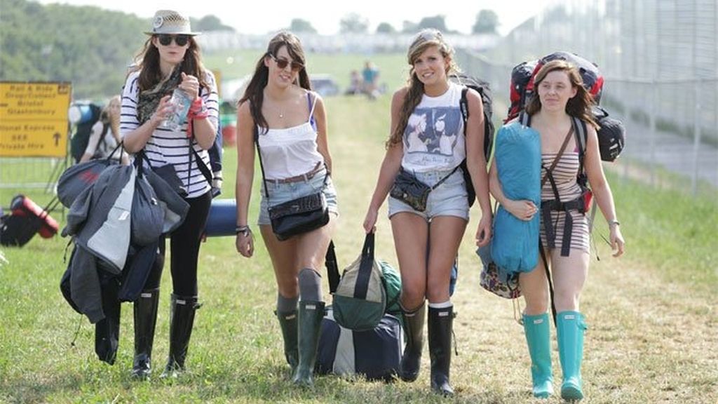 Glastonbury: katiuskas sin lluvia=ridículo