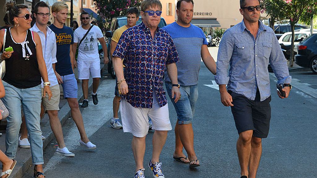 El cantante disfrutó de un paseo en zodiac