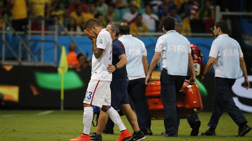 Fabian Johnson se lesionó pasaba la primera media hora