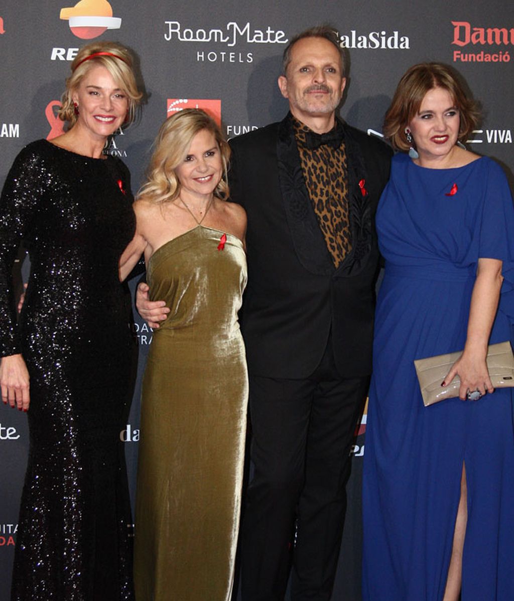 Eugenia Martínez de Irujo, con vestido de terciopelo, quiso estar en la Gala