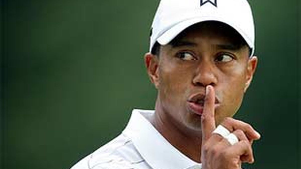 Todo el escándalo se desató después de que el pasado 27 de noviembre Woods, considerado el mejor golfista del mundo, sufriera un extraño accidente.