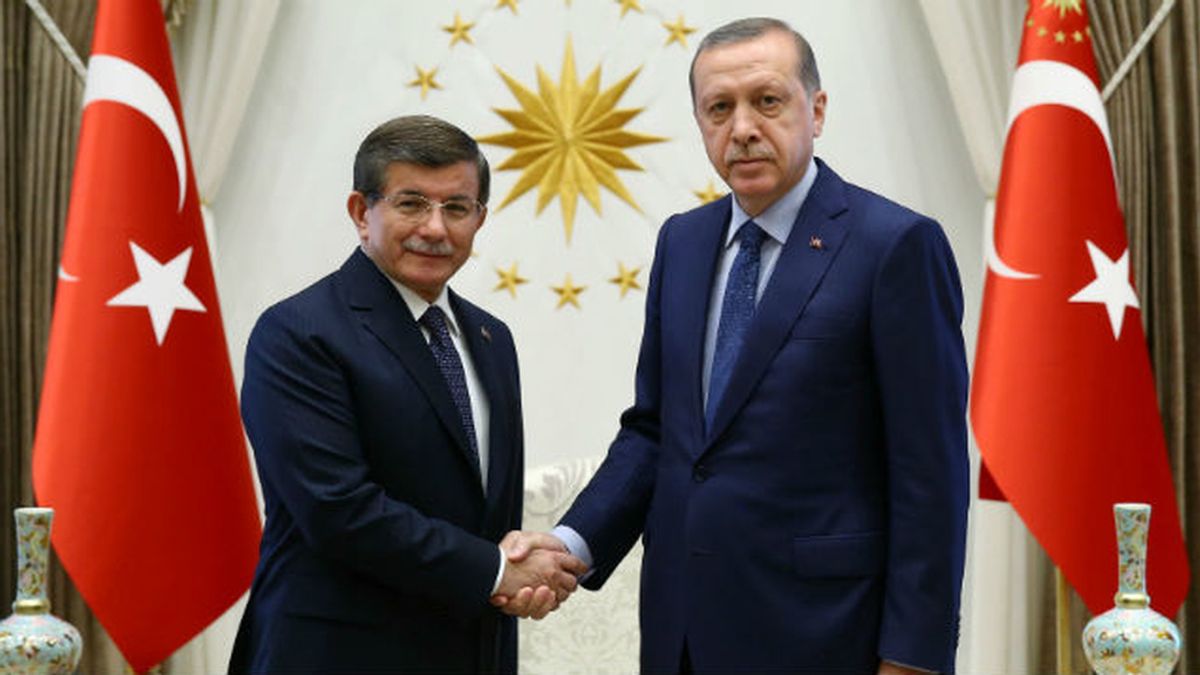 Ahmet Davutoglu y Recep Tayyip Erdogan