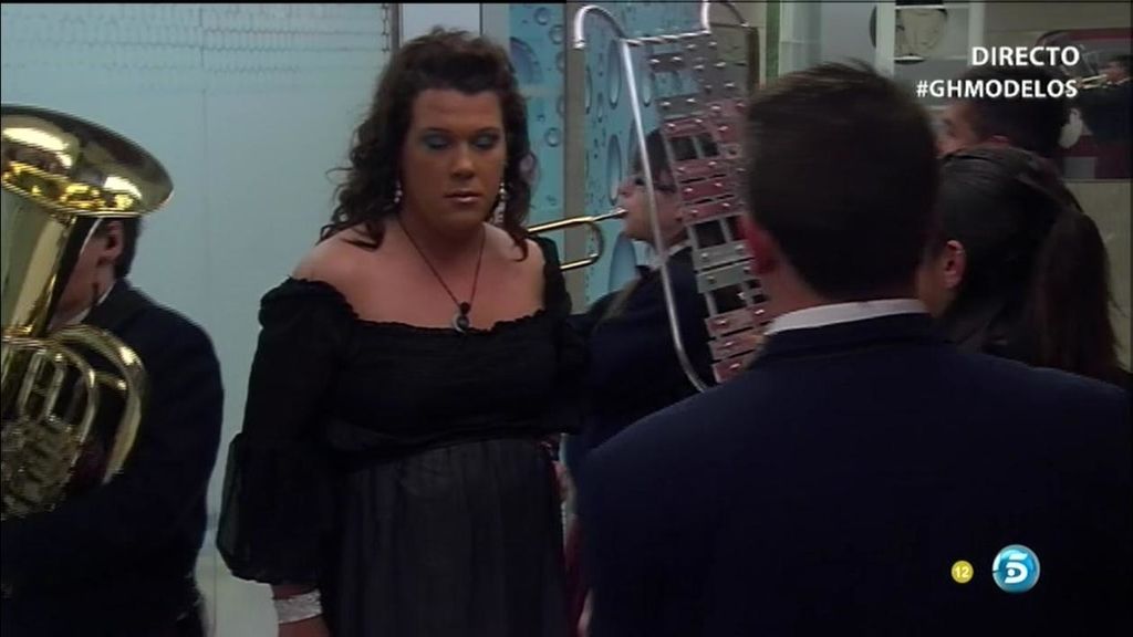 Los concursantes reciben 'terroríficas' visitas